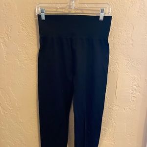 CUYANA Stretch High Waist Leggings in Black Size L/XL
